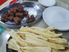 -美兰春记食店·龙舌坡红烧牛肉