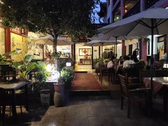 -文君楼美食·庭院酒店(宽窄巷子地铁站店)
