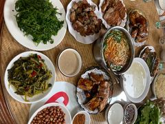 -岩保农家乐