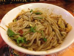 -海口骑楼小吃街