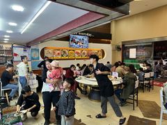 -覃记海鲜美食餐厅