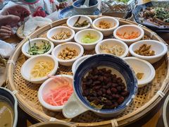 -包整·丝娃娃(一览甲秀楼风景店)