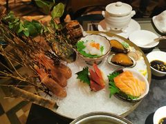 -半岛翡丽海鲜自助餐厅(观风亭店)