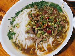 酸辣鸡杂粉-肆姐面粉馆(坡子街店)