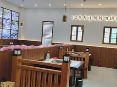 -铁锅年代地锅鸡•铁锅炖大鹅(黄家湖店)