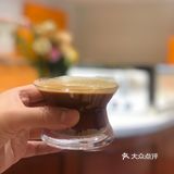 愚园路上新晋的藏在牛排馆旁边的咖啡馆