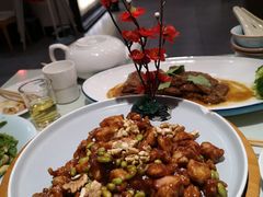 酱爆桃仁鸡-八珍饺子·烤鸭·家常菜
