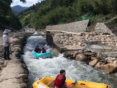 -龙井峡漂流
