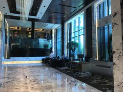 -上海漕河泾万丽酒店