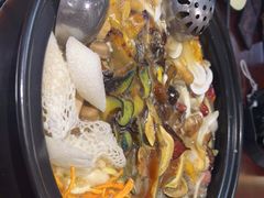 -菌之家·专业纯野生菌火锅·特色炒菌