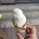 北海道冰激凌真贵也真好吃啊！！