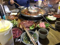 -周幺妹重庆老火锅(银泰城总店)