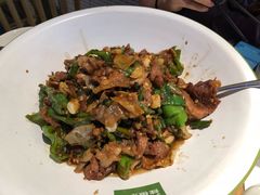 -费大厨辣椒炒肉(万家丽一店)