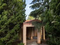 -昆明春城湖畔度假村