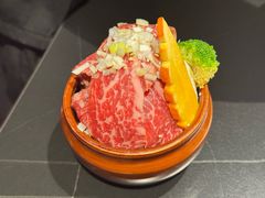 -山川小町·极番烧肉(新地假日广场店)