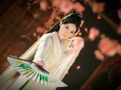 -九月鹰飞汉服摄影工作室
