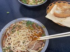 -薛记襄阳香辣牛肉面(平安路店)