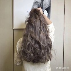 -Miracle集简美发沙龙