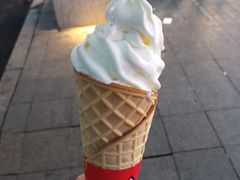 魔天脆脆冰淇淋-蜜雪冰城(（达明美食街店）)