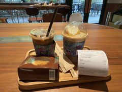 -Peet's 皮爷咖啡(东湖路手作店)