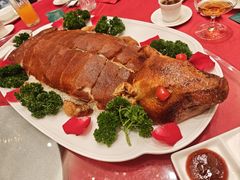 乳猪全体-御彩酒家(东风东路店)