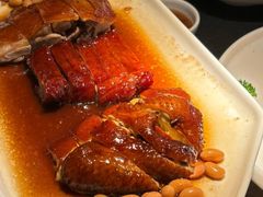 -蝴蝶里·粤菜·点心(滨江龙湖店)