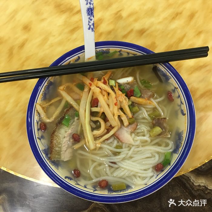 柳州螺蛳粉杂锦桂林米粉图片 - 第1张