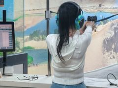 -都市枪神实弹射击俱乐部