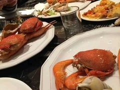 -棕榈阁·巴西烤肉海鲜自助餐厅(中州皇冠假日酒店)