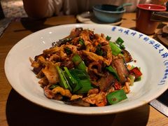 干萝卜炒腊肉-吃饭皇帝大土家民族菜(正大广场店)