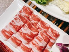 -老牌坊云南鱼豆花火锅(哈西万达店)