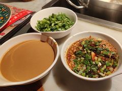 -尚尚仙·酸汤猪手·猪肚鸡火锅(华联万柳购物中心店)