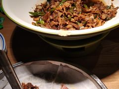 -费大厨辣椒炒肉(万家丽一店)