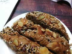 -美俪家族(巴黎都市店)