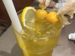 -锅飘飘·东北铁锅炖(雨花客厅店)
