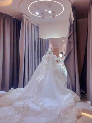 -Color卡诺婚纱礼服馆(南京严选店)