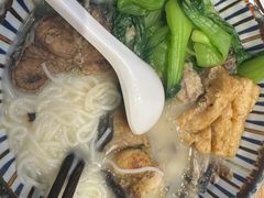 -鲜越鲜鱼粉(财富购物中心店)