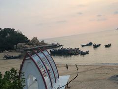 -那琴半岛地质海洋公园