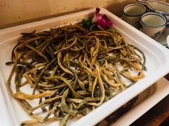 -挂旗柴锅鸡(蚌山区嘉年华店)