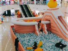 -新田360广场(上海华侨城店)