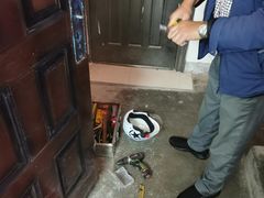 -国兴开锁换锁(石泉路实体店)
