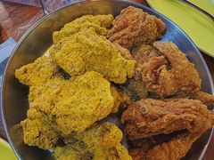 -BHC炸鸡(明洞总店)