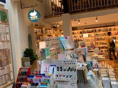 -猫的天空之城概念书店(苏州平江店)