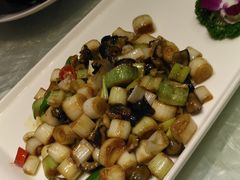 葱烧海参-东方之珠海鲜酒楼(南开店)