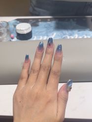 -甲·铺轻奢美甲美睫