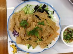 -一口猪海鲜浑锅·东北家常菜