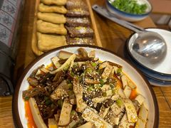-猫爷的腔调·黔小馆(交大医学住宅区店)