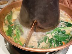 -朴都老北京紫铜火锅(荣成九龙城店)