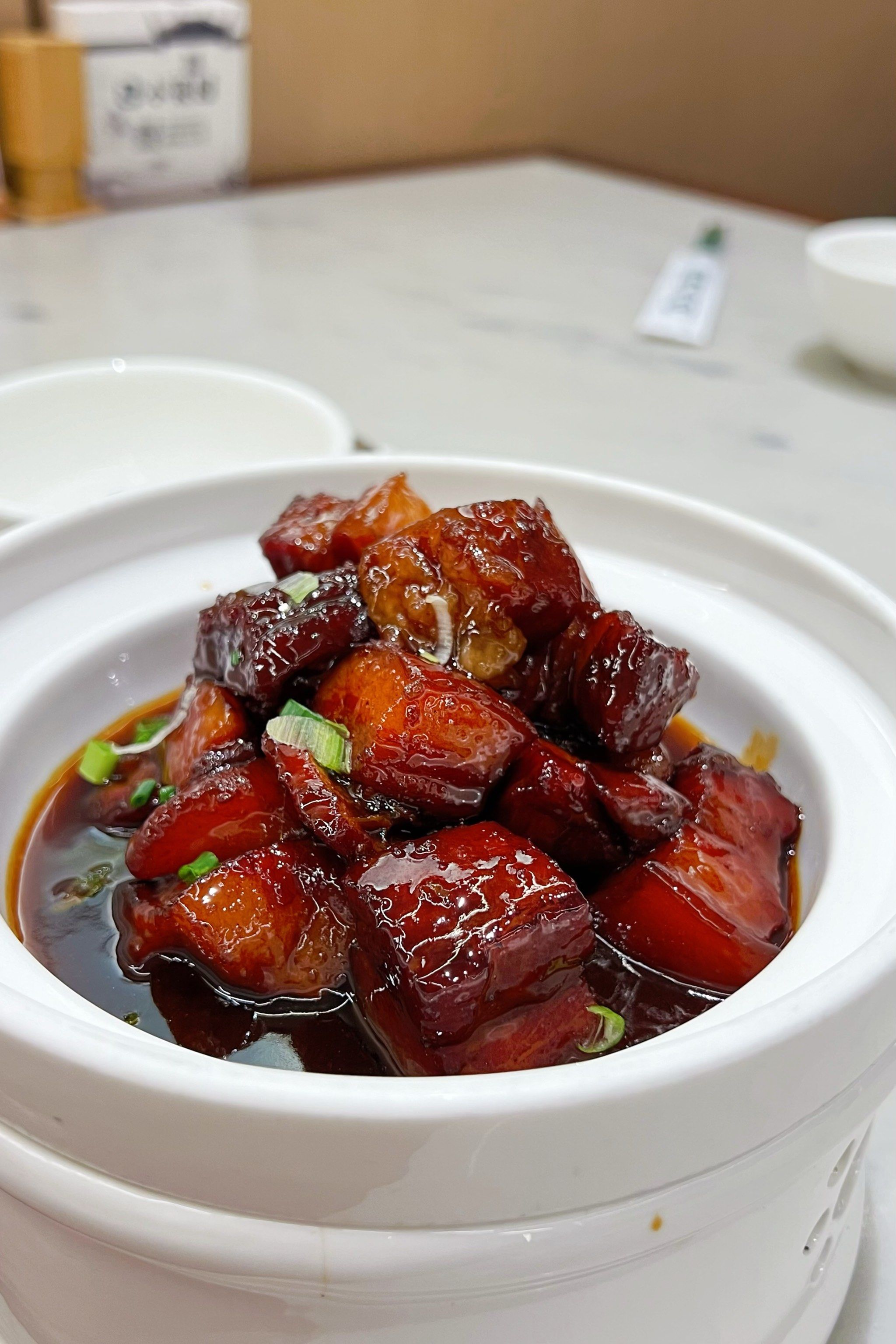 浓油赤酱的红烧肉