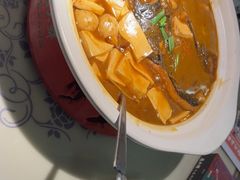 -卢大鲜鱼头捞饭(美利广场店)
